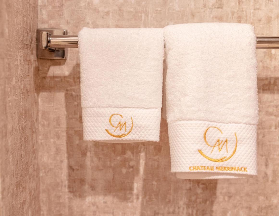 Chateau Merrimack Hotel & Spa Tyngsboro Buitenkant foto